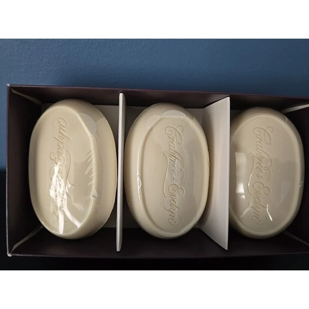 Crabtree & Evelyn IRIS Triple Milled Soap Box Set of 3 Bars Sealed Discontinued‎
